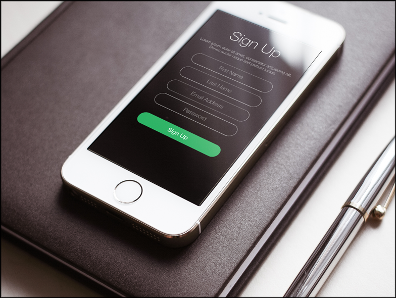 Figure 1: Heres an app that uses a Liferay Screens Sign Up Screenlet.